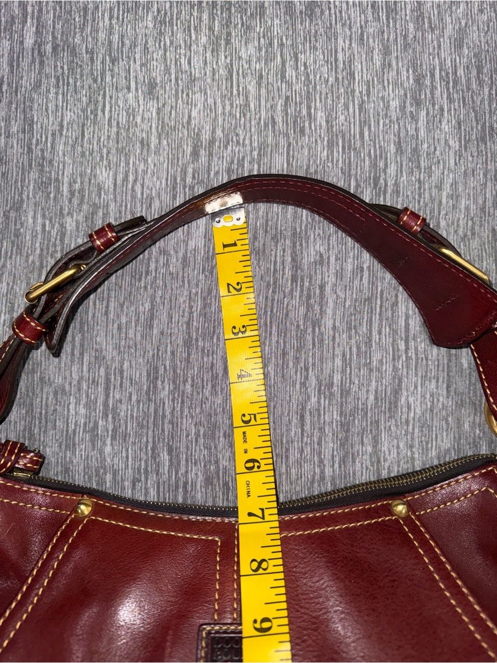Dooney & Bourke Kingston Shoulder bag in Bordeaux Florentine leather - Picture 7 of 15